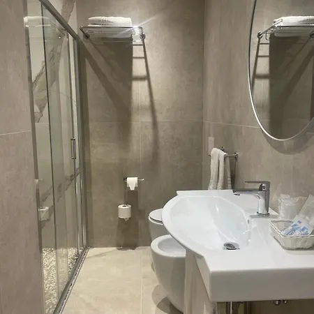 Tritone Hotel
