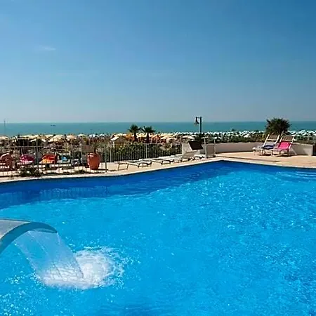 فندق Tritone 3*