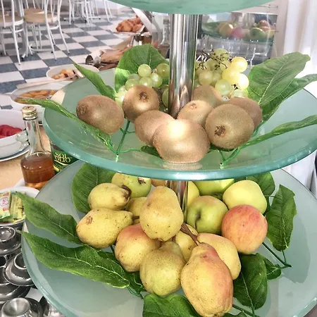 Tritone קאורלה