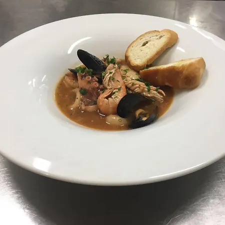 Tritone 3* קאורלה